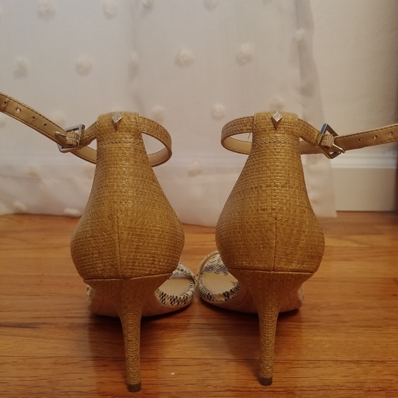 Sam Edelman Two Texture Heels - Picture 3 of 7